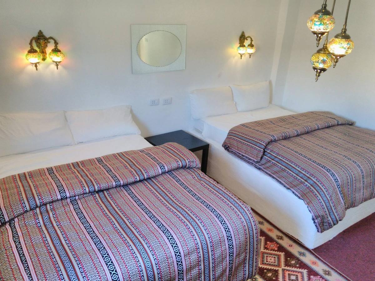 Petra Bedouin Bed And Breakfast Wadi Musa Eksteriør billede